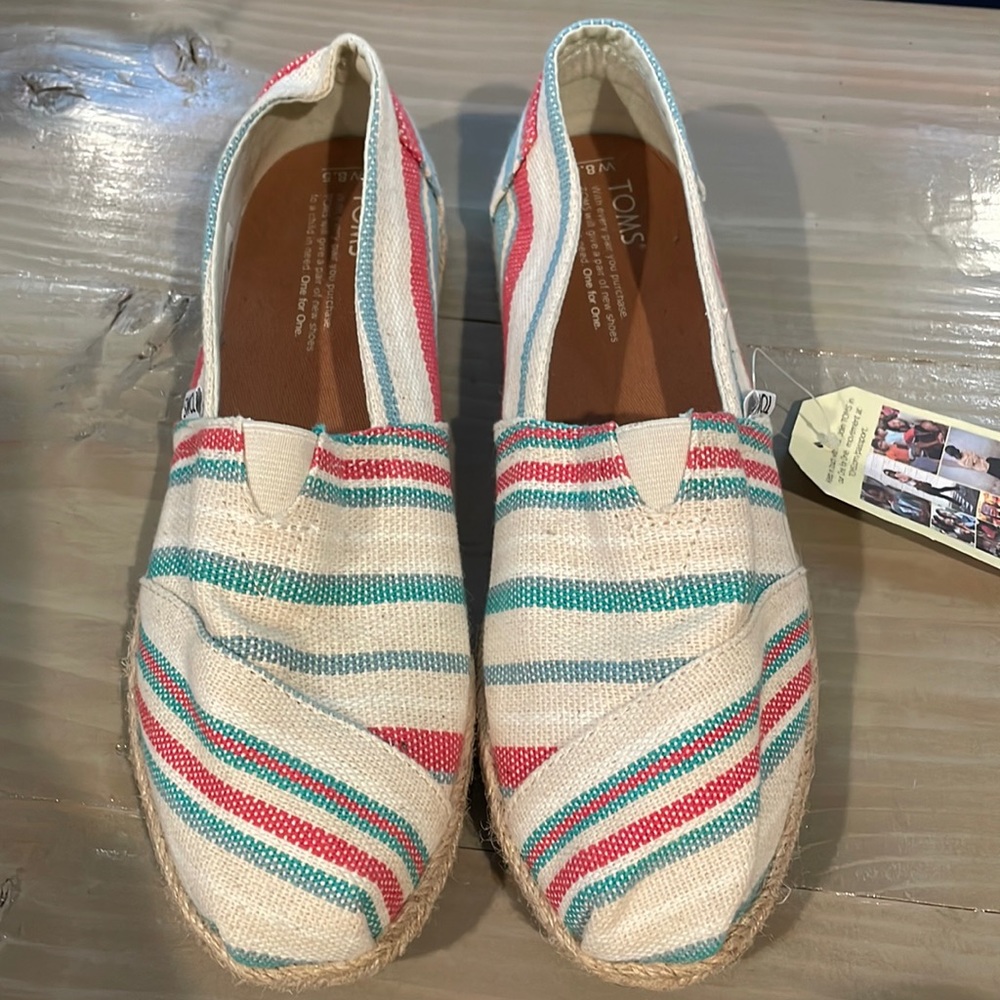 Toms shoes